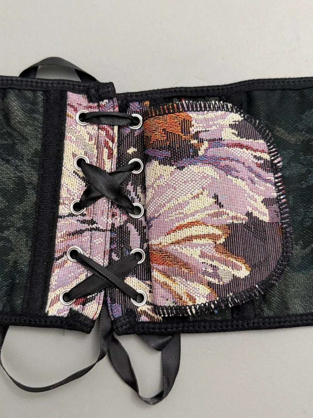 N/A statement floral